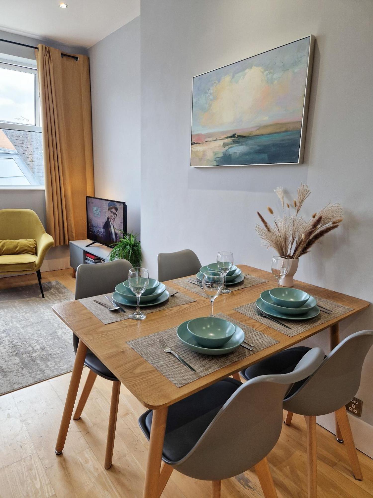 1-Bed Apartment, Close To Kensington Olympia With Free Wi-Fi & Netflix Londyn Zewnętrze zdjęcie